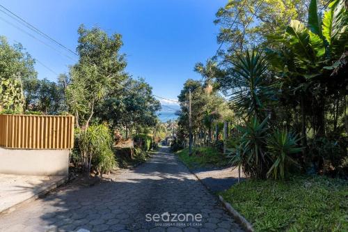 Sambaqui House | Casa c/Churrasqueira a 550m da Praia GSS0488