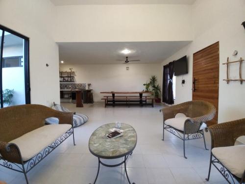 Chicxulub Puerto House | Casa Calandria