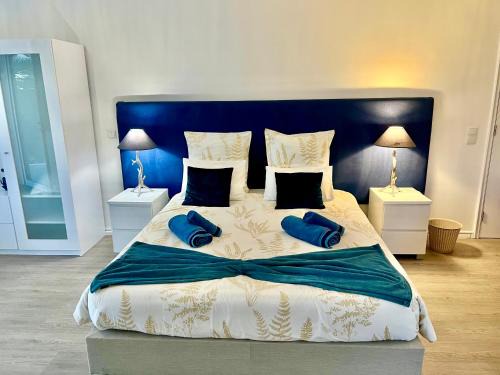 Caloura Bed & Breakfast | Casa Caloura Ocean Deluxe Accommodation & Spa