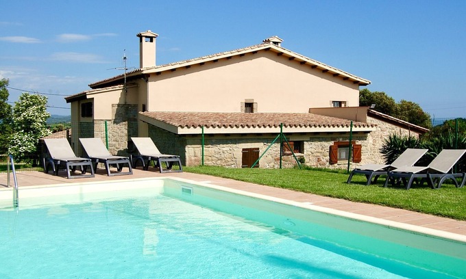 Puigreig Villa | Casa Campo - Beautiful Villa with Pool, Indoor Spa, Large Garden, and more!