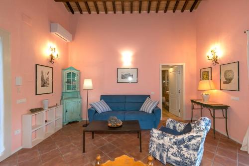 Riparbella House | Casa Carolina
