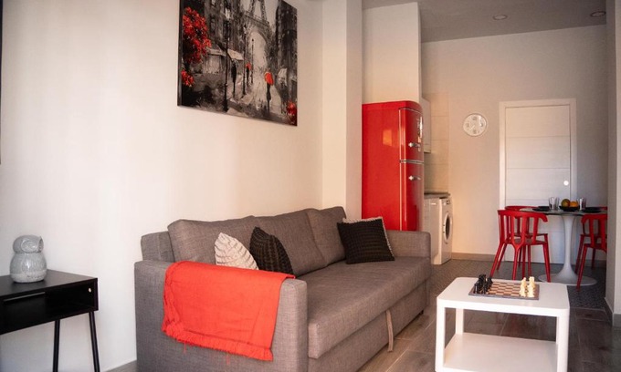 Triana Apartment | Casa Castilla, moderno y luminoso alojamiento en Triana