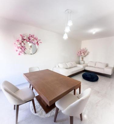 La Paz House | Casa Cerezo