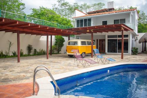 Crucecita House | Casa colibrí