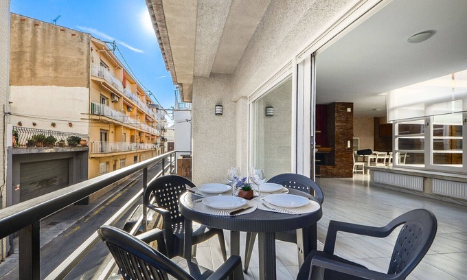Roses Town Center Ski Chalet | CASA COLOM Roses