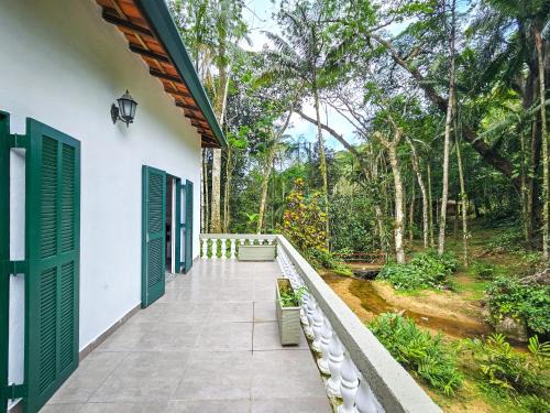 Praia da Fortaleza House | Casa com piscina a 500m da Praia Brava - Ubatuba