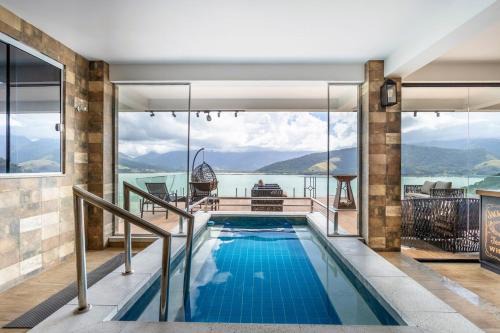Mangaratiba House | Casa com Piscina Aquecida, Churrasqueira e Vista