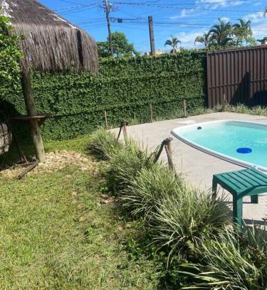 Pontal do Parana Apartment | Casa com piscina a 500 metros da praia