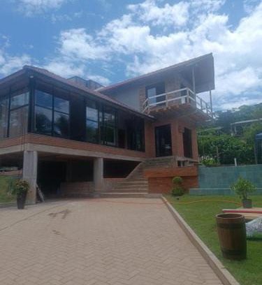 Torres House | Casa com piscina em Torres