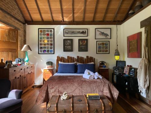 Lumiar House | Casa com riacho e jardim particular próximo ao rio
