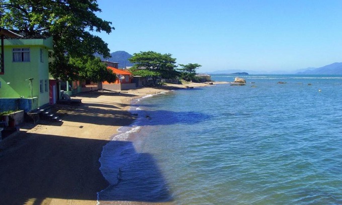 Alto Ribeirao Leste Apartment | Casa completa a 5min da praia!