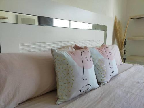 Villa de Alvarez Apartment | Casa completa recién renovada Con AA