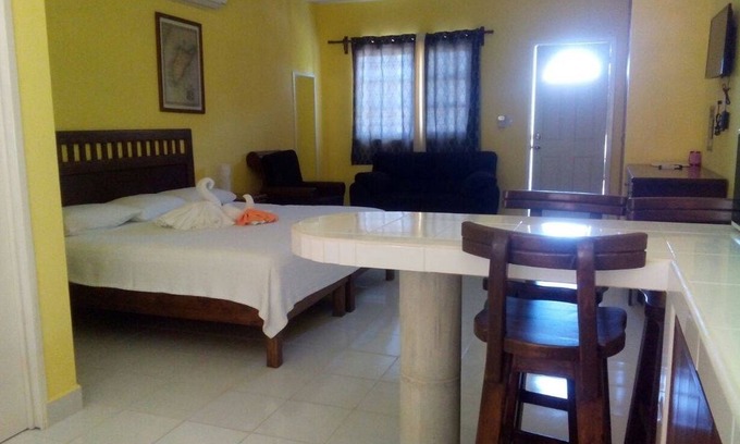 Colonia 10 De Abril Apartment | Casa Coral Studio #2