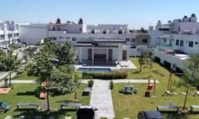 Zapopan House | Casa coto Alta luz con alberca