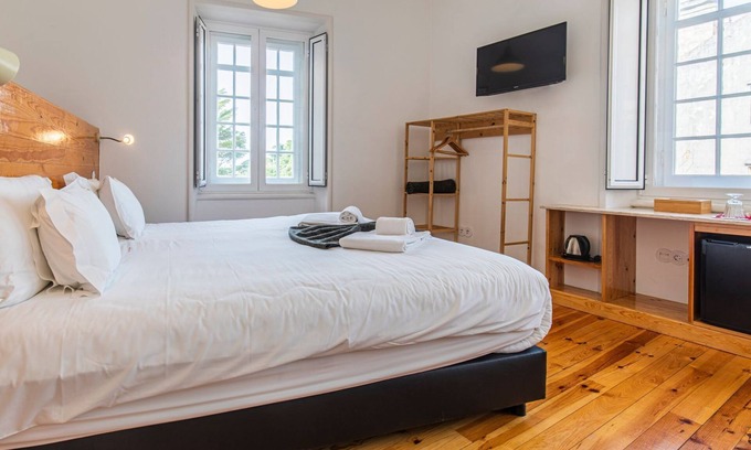 Santa Maria e Sao Miguel House | Casa da Estefânea | Room 9 | Self Check-in Online