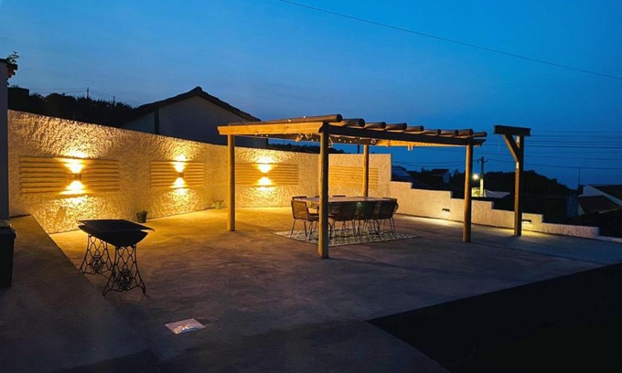 Nordeste House | Casa da Fonte - Alojamento Local com Jacuzzi