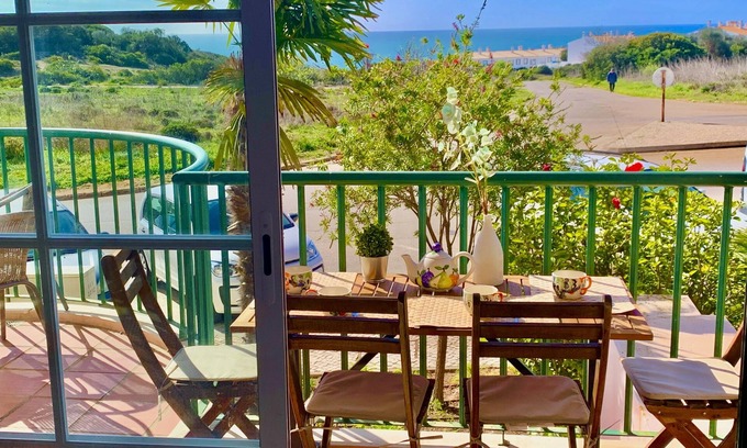 Praia da Luz Apartment | Casa Da luz 5, seafront & central praia Da luz