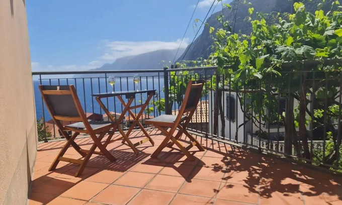Porto Moniz House | Casa da Portada, Seixal Madeira