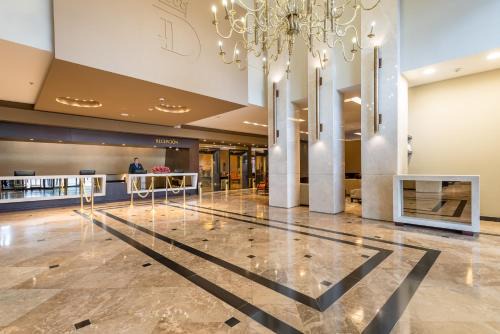 Chico Hotel | Casa Dann Carlton Hotel & SPA