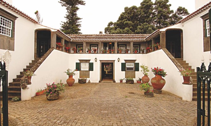 Calhetas Bed & Breakfast | Casa das Calhetas - Turismo de Habitação
