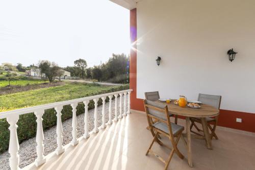 A dos Negros Villa | Casa das Pêras