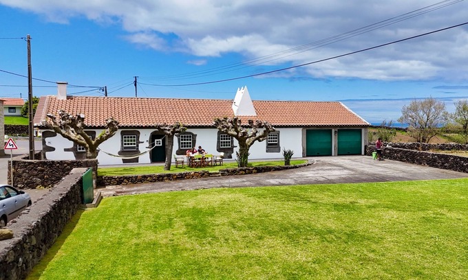 Altares House | Casa das Vaquinhas by Ponta Negra Azores