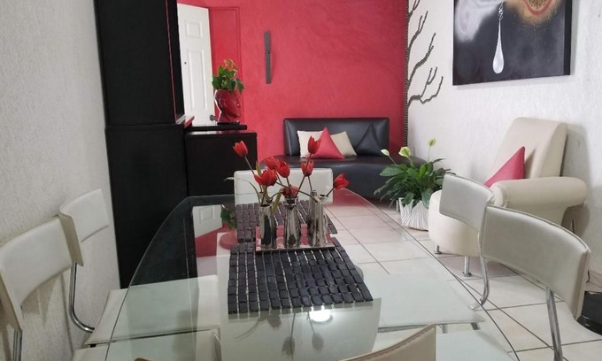 Leon House | Casa de Ángeles
