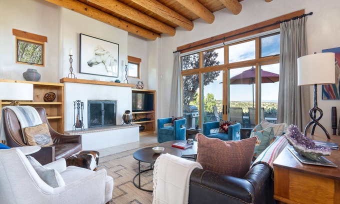 Tesuque House | Casa de Caballo | Fireplace, Patio, Pool Access