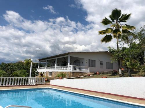 Anapoima House | Casa de campo con hermosa vista