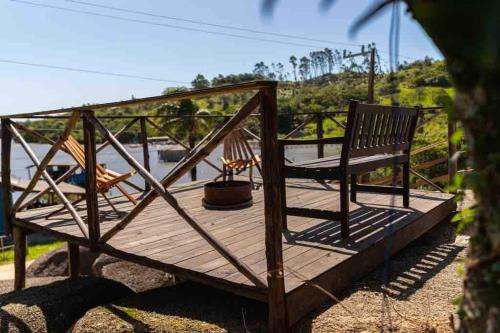 Imarui House | Casa de Lago Recanto das Pedras