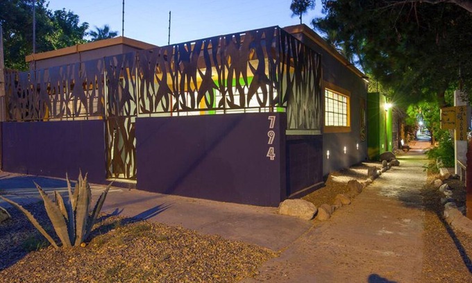Esterito House | Casa de las Adelitas. Walk to everywhere! Great location.