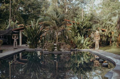 Cahuita House | casa de los amigos caribena