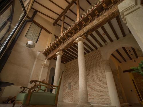 Alcala de Henares House | Casa de los Mendoza - Casa Solariega en el casco histórico