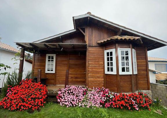 Lavras Novas Ski Chalet | Casa de madeira em Lavras Novas