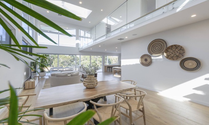 Catherine Hill Bay House | Casa De Mare - Beach Access with Spa & Pool