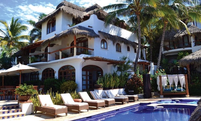 Punta de Mita Hotel | Casa de Mita . Quiet, Secluded, Fabulously Appointed and Over the Top Service!
