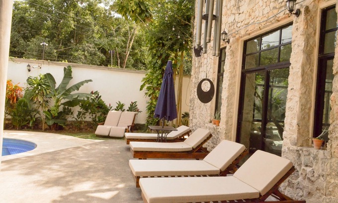 Cancun House | Casa de Piedras