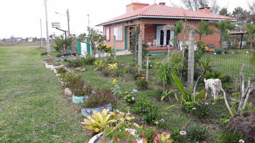 Balneario Gaivota House | Casa de Praia para veraneio - temporada Balneário Gaivotas-SC Família Kunhasky