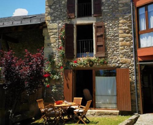 Ur House | Casa de Pueblo en Ur ideal 8 personas