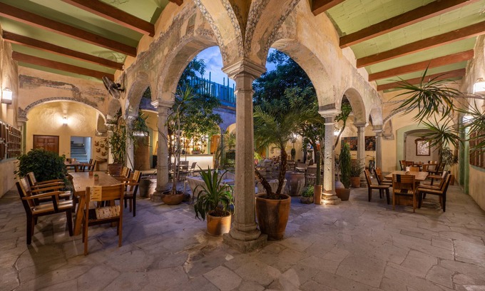 Centro Hotel | Casa De Sierra Azul