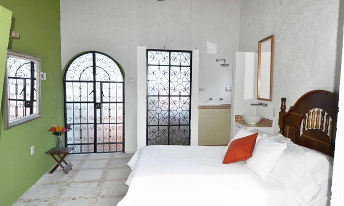Campeche Bed & Breakfast | Casa de Zari B&B