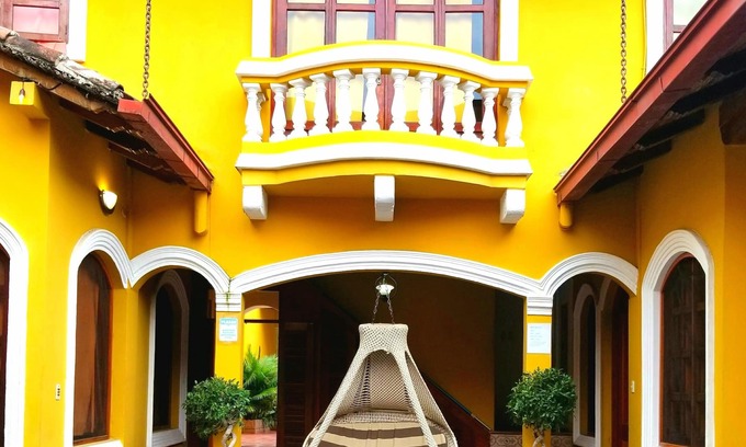 Granada House | Casa Del Agua