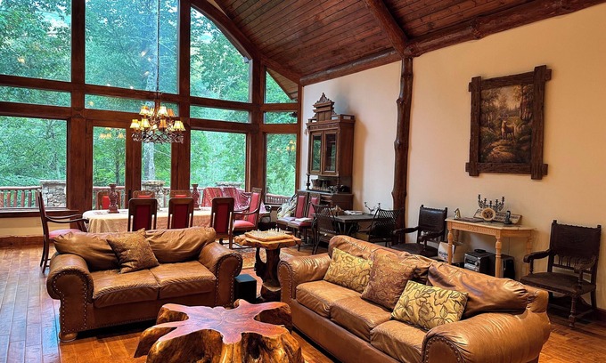 Glenville House | Casa Del Bosque