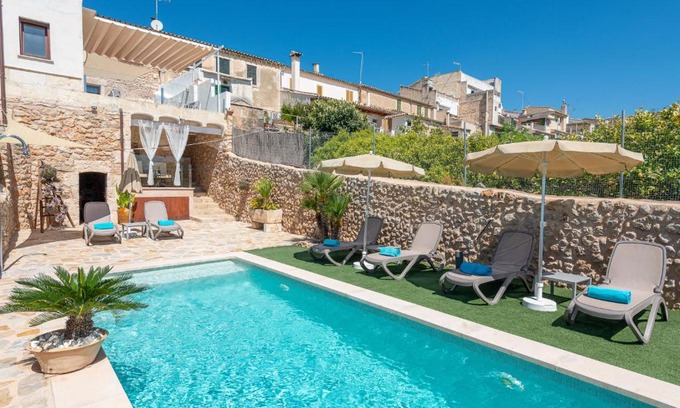 Buger Villa | Casa del Sol