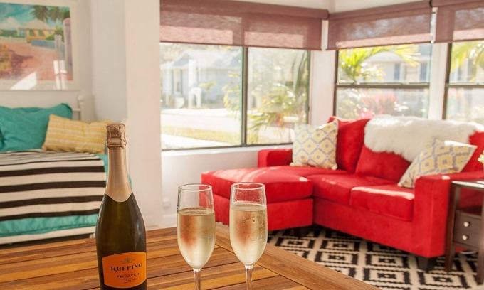 Safety Harbor House | Casa del Tren - Rare Availability + Serious Fun!