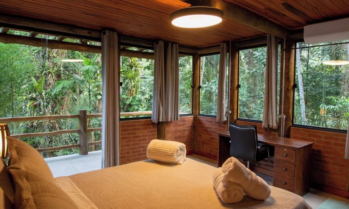 Paraty Cottage | Casa do Lenhador, Durma ao som da Cachoeira!