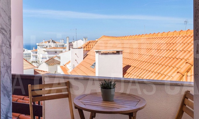 Ericeira Apartment | Casa do Pedro by Acasadascasas