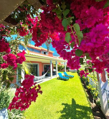 Canhas House | Casa do Piquinho