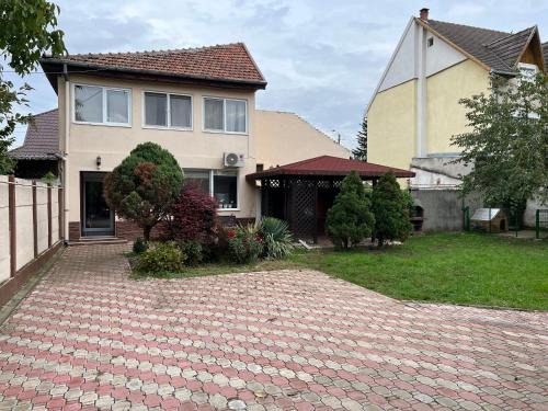 Calea Sever Bocu Villa | CASA DON lângă Iulius Mall