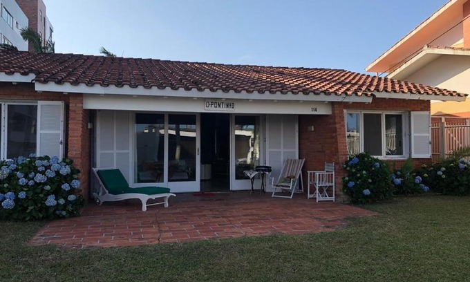 Xangri-La House | Casa em Atlântida a 2 quadras do mar e do centrinho